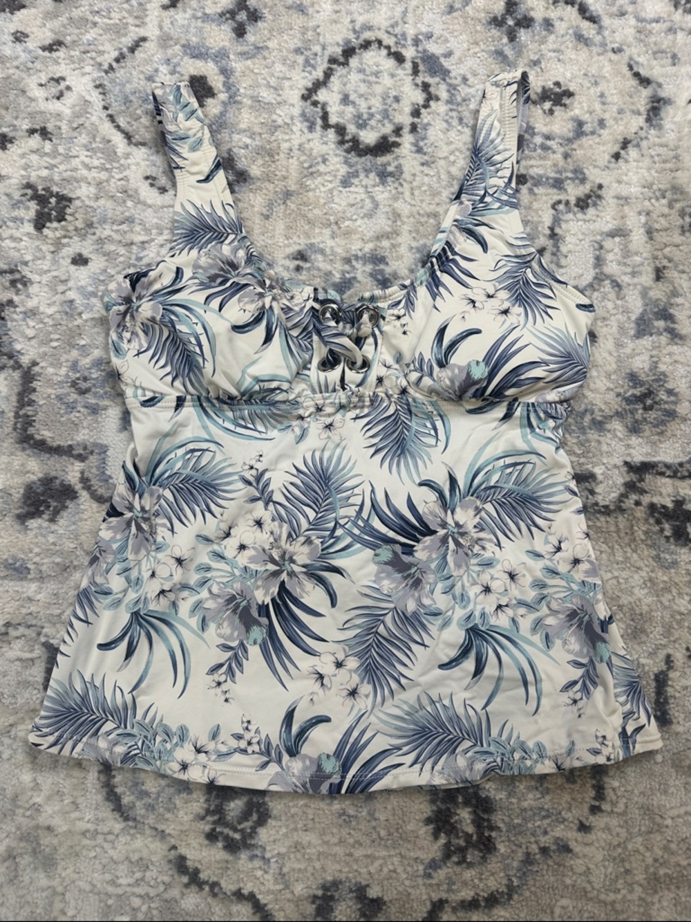 Wave Zone Floral Tankini Swim Top Women’s Medium Blue White Tie Front